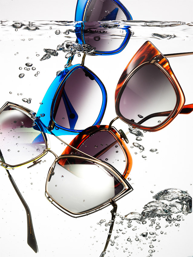 Sunglasses underwater, sunglasses in water with bubbles, sunglasses photography, fashion accessories, luxury fashion accessories, product photography, still-life, still-life photography, still-life photographer, still-life photographer London, David Parfitt